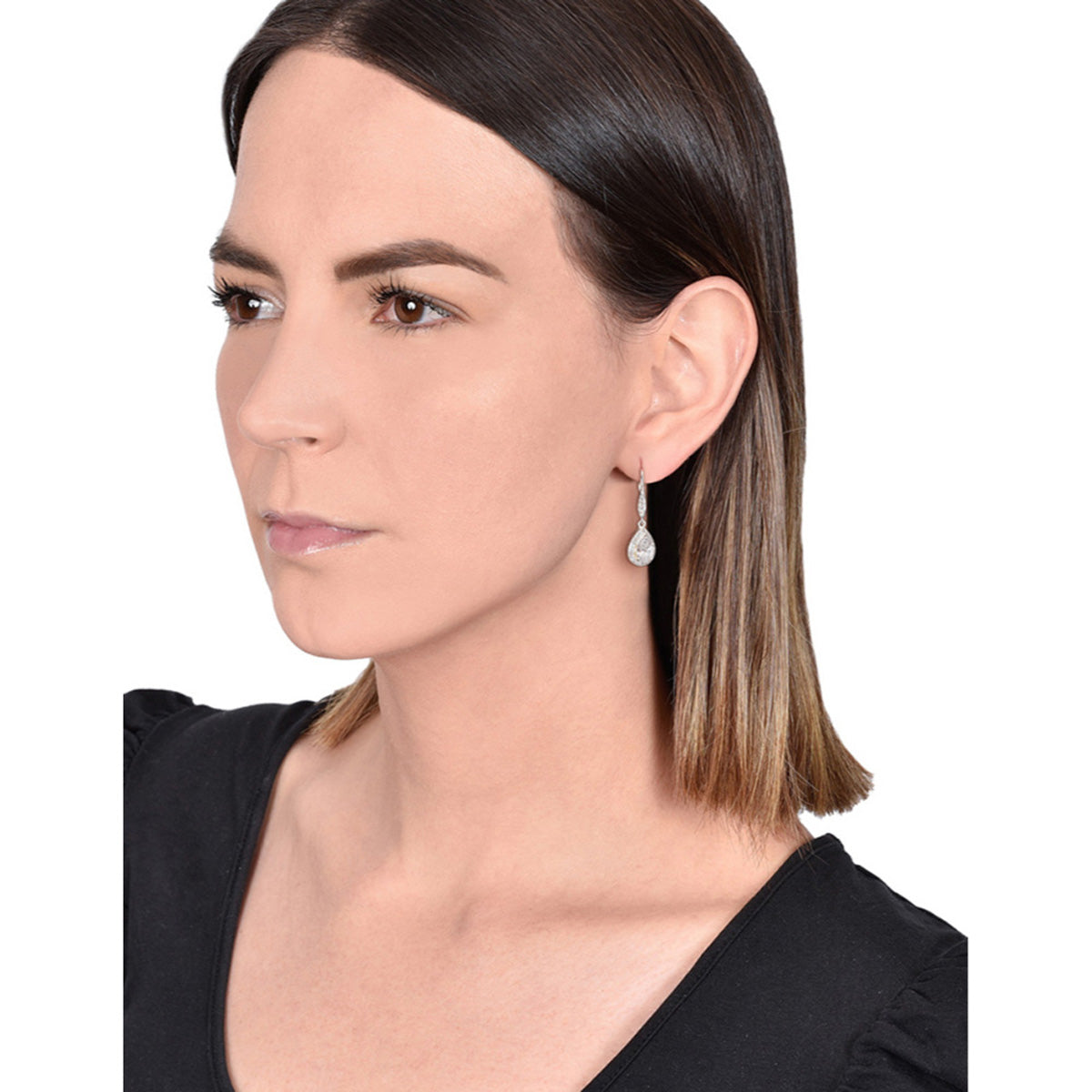 ARETES ANNE KLEIN BASIC AK SOCIAL PLATEADO