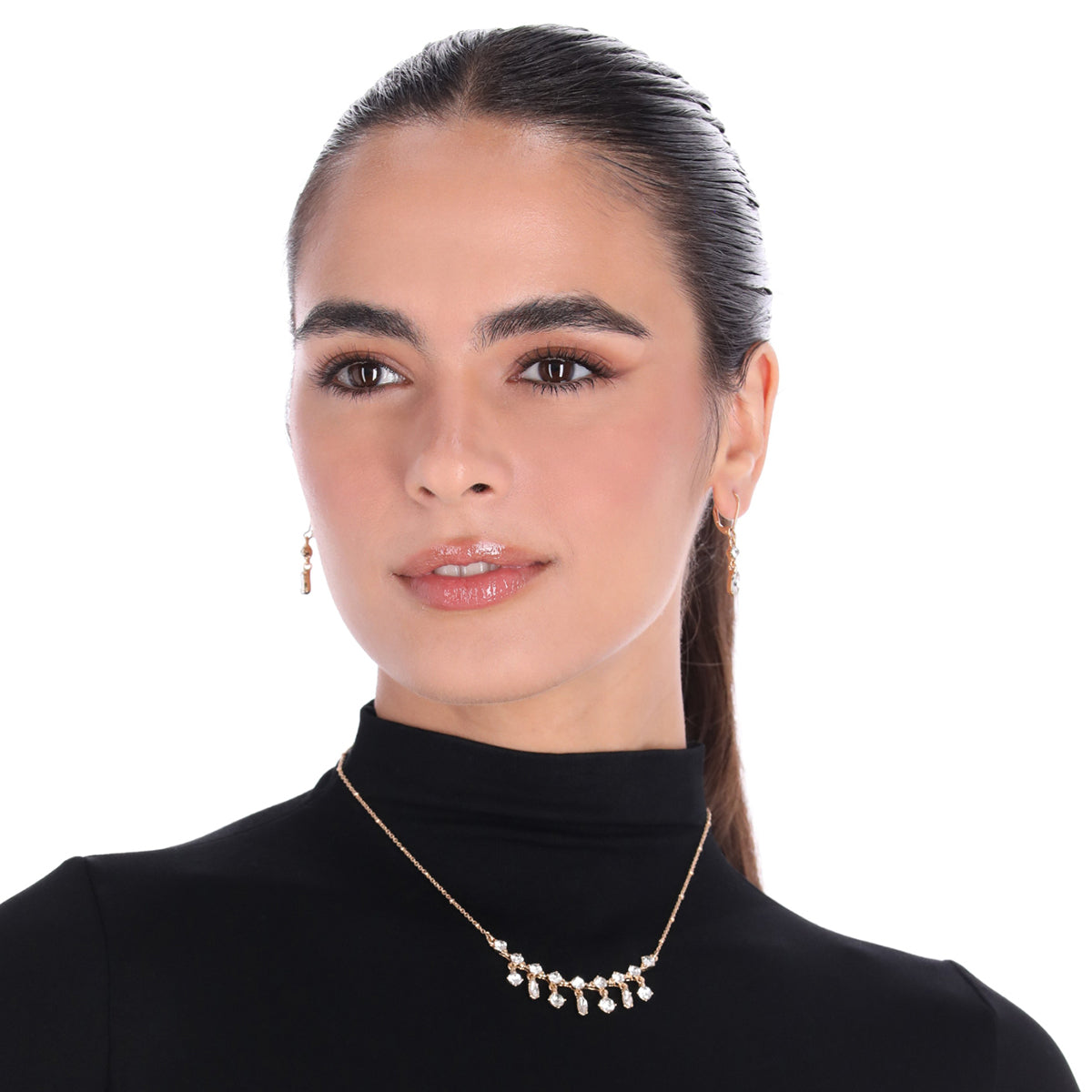 BOX SET COLLAR ANNE KLEIN COLOR DORADO FORMA ASIMETRICO 01B01210