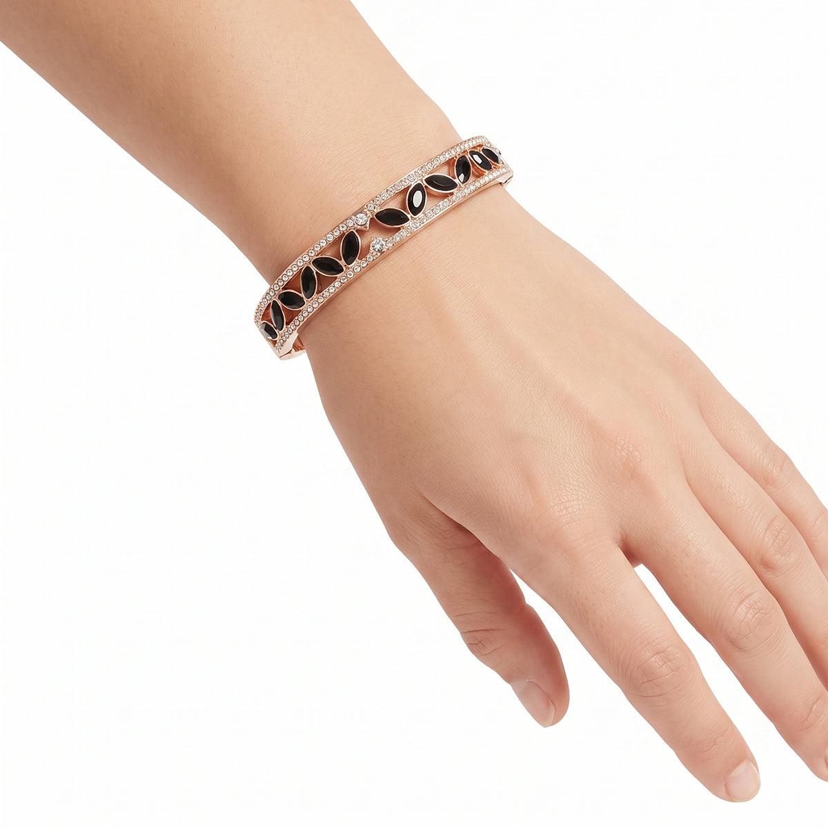 BOXSETPULSERA ANNE KLEIN COLOR DORADO FORMA CIRCULAR 01B01275