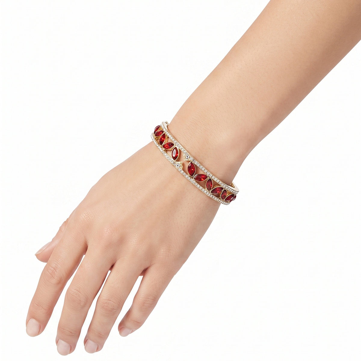 BOXSETPULSERA ANNE KLEIN COLOR DORADO FORMA ASIMETRICO 01B01276