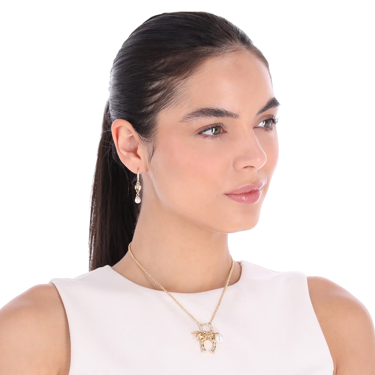 BOX SET COLLAR ANNE KLEIN COLOR DORADO FORMA HERRADURA 01B01296