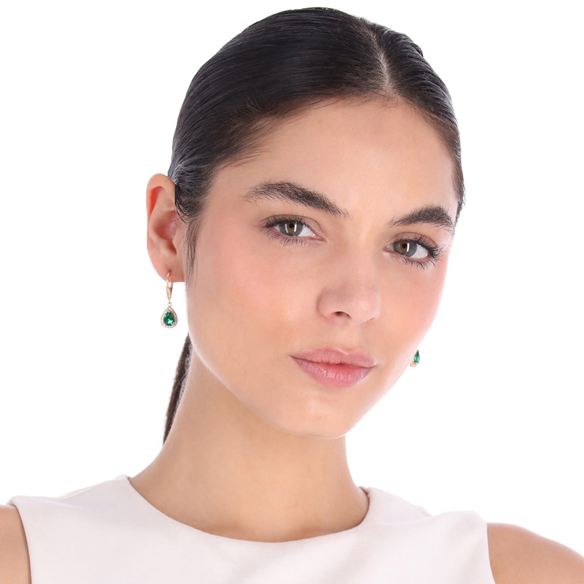 ARETES ANNE KLEIN ALEACION DE METALES COLOR DORADO FORMA GOTA 01G01420