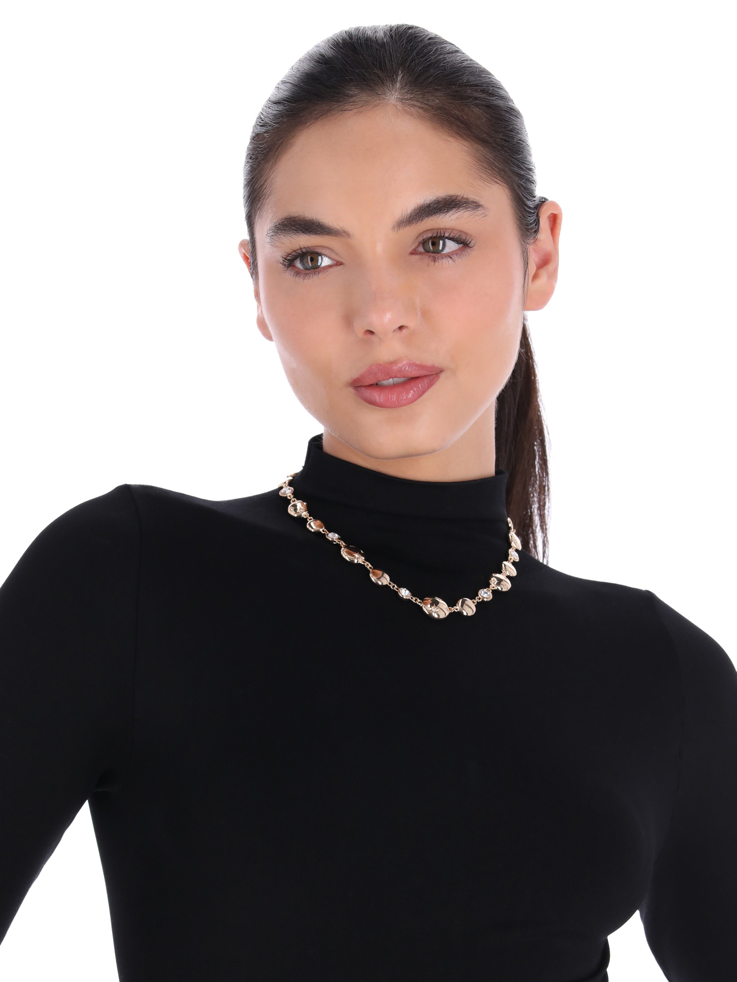 COLLAR ANNE KLEIN COLOR DORADO FORMA OVALADO 01N00688