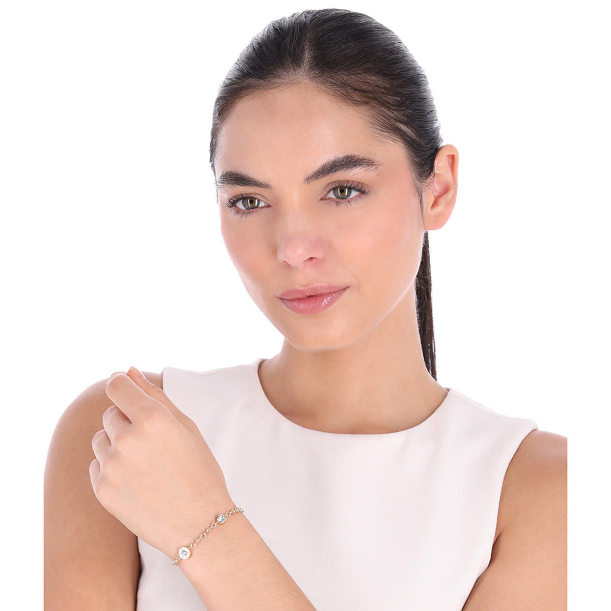 PULSERA DKNY COLOR DORADO FORMA CIRCULAR 04B00346