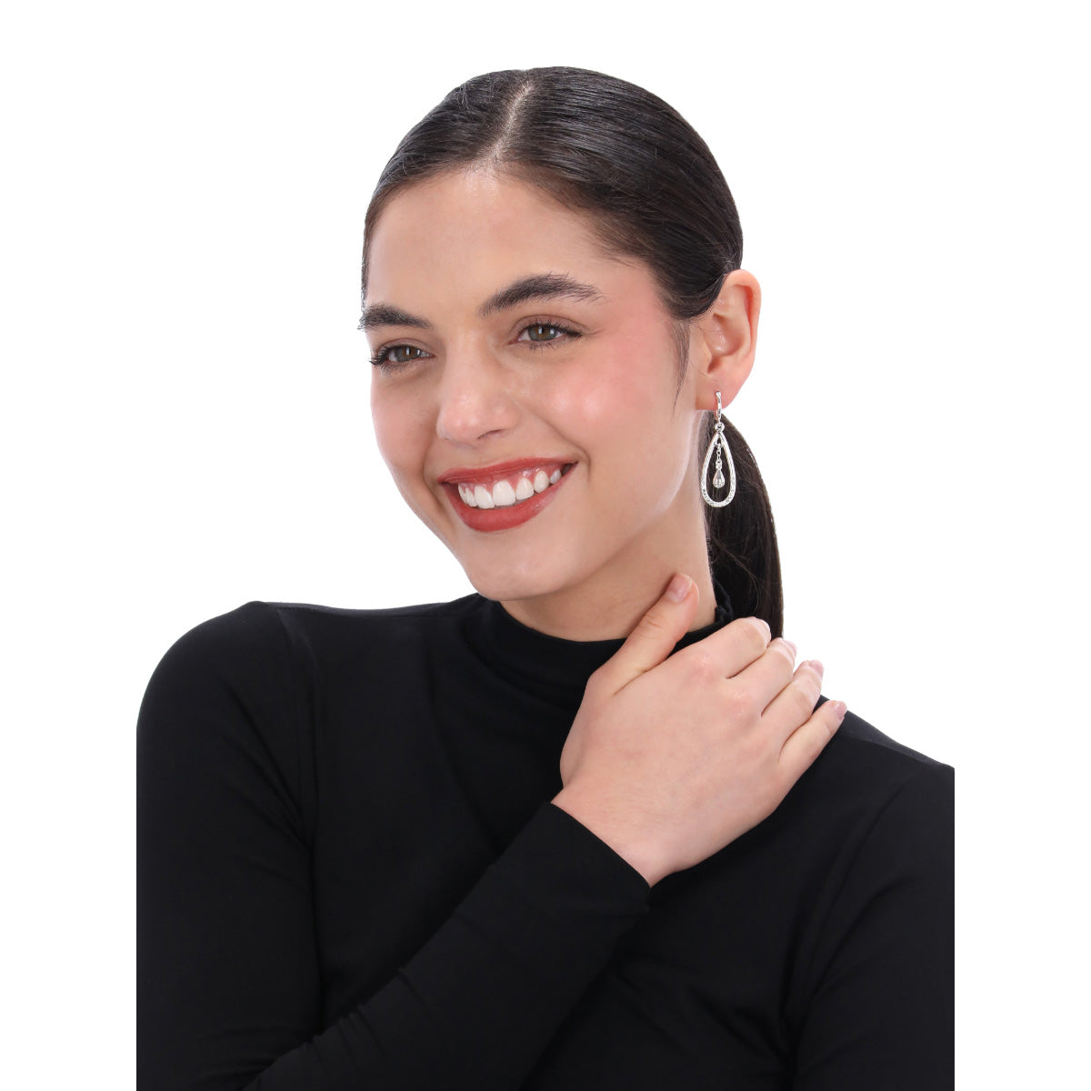 ARETES DKNY ANN PLATEADO