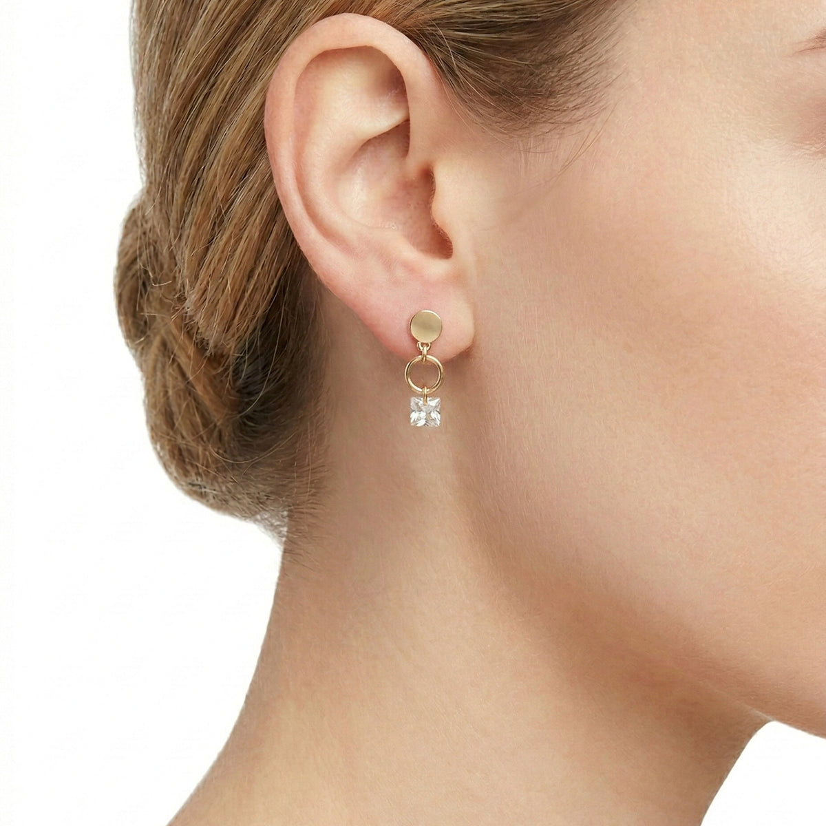 ARETES DKNY COLOR DORADO FORMA CIRCULAR 04G00904