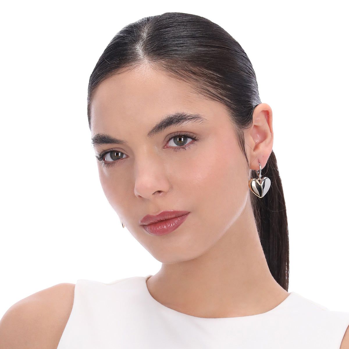 ARETES DKNY COLOR BITONO FORMA CORAZÓN 04G00905
