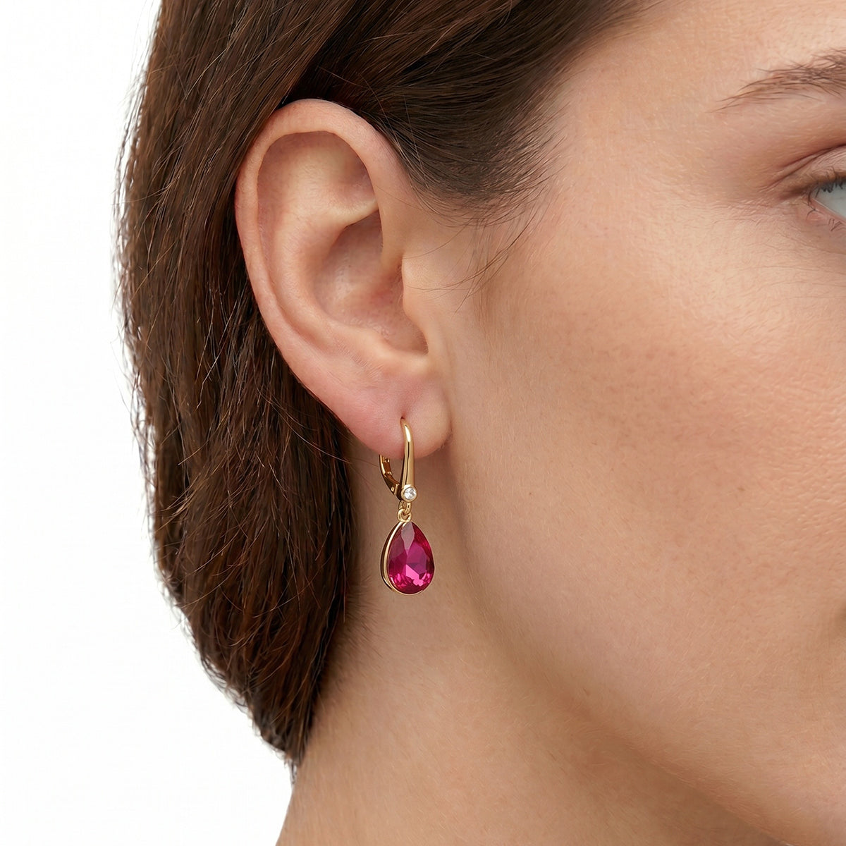 ARETES DKNY COLOR DORADO FORMA GOTA 04G00960