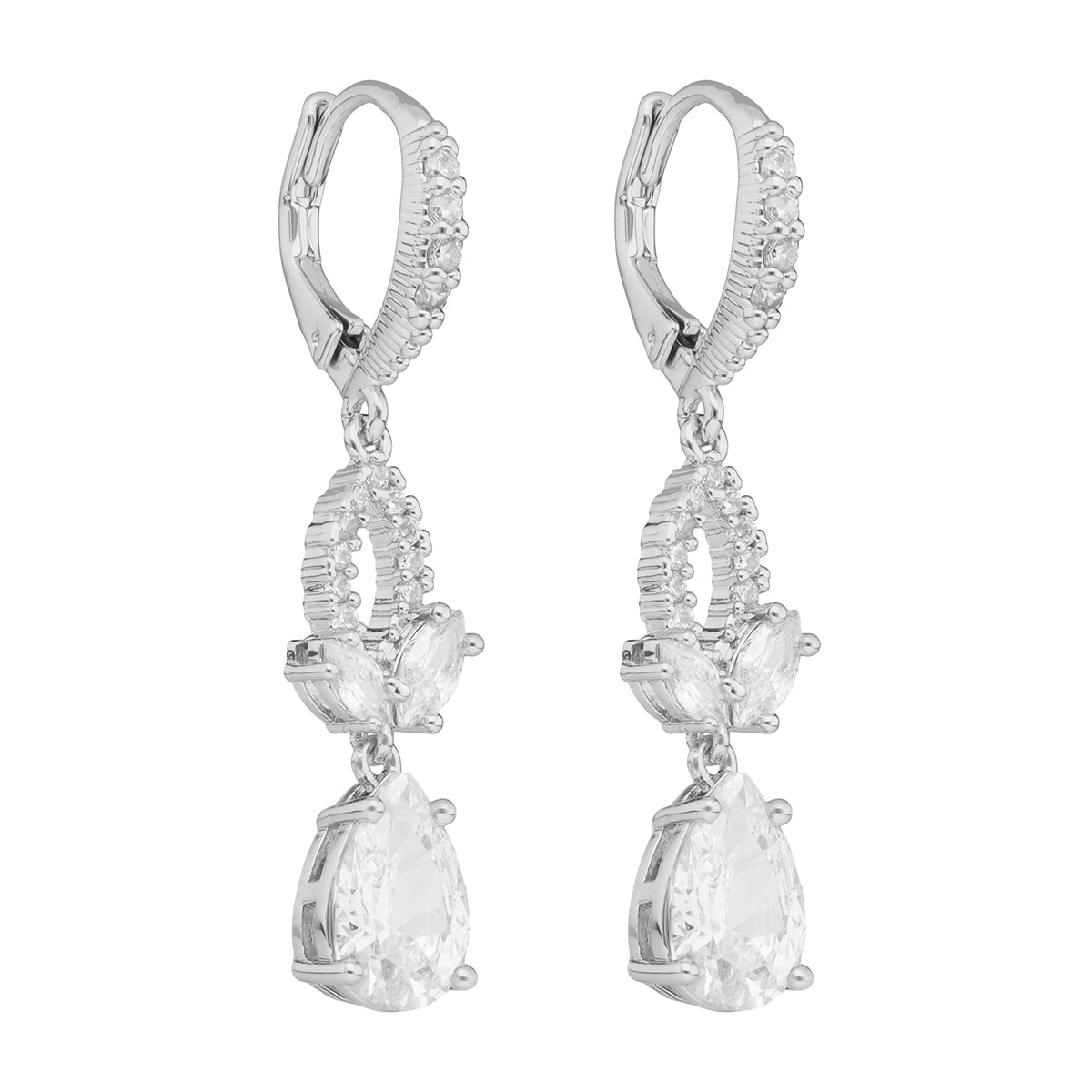 ARETES COLOR PLATEADO, GIVENCHY, FORMA HOJA TIPO COLGANTE LARGO DE CRISTALES COLOR TRANSPARENTE, CIERRE TIPO GANCHO FRANCÃ‰S, FAMILIA CRYSTALIZED GARDEN, CONTENIDO 1 PAR DE ARETES
