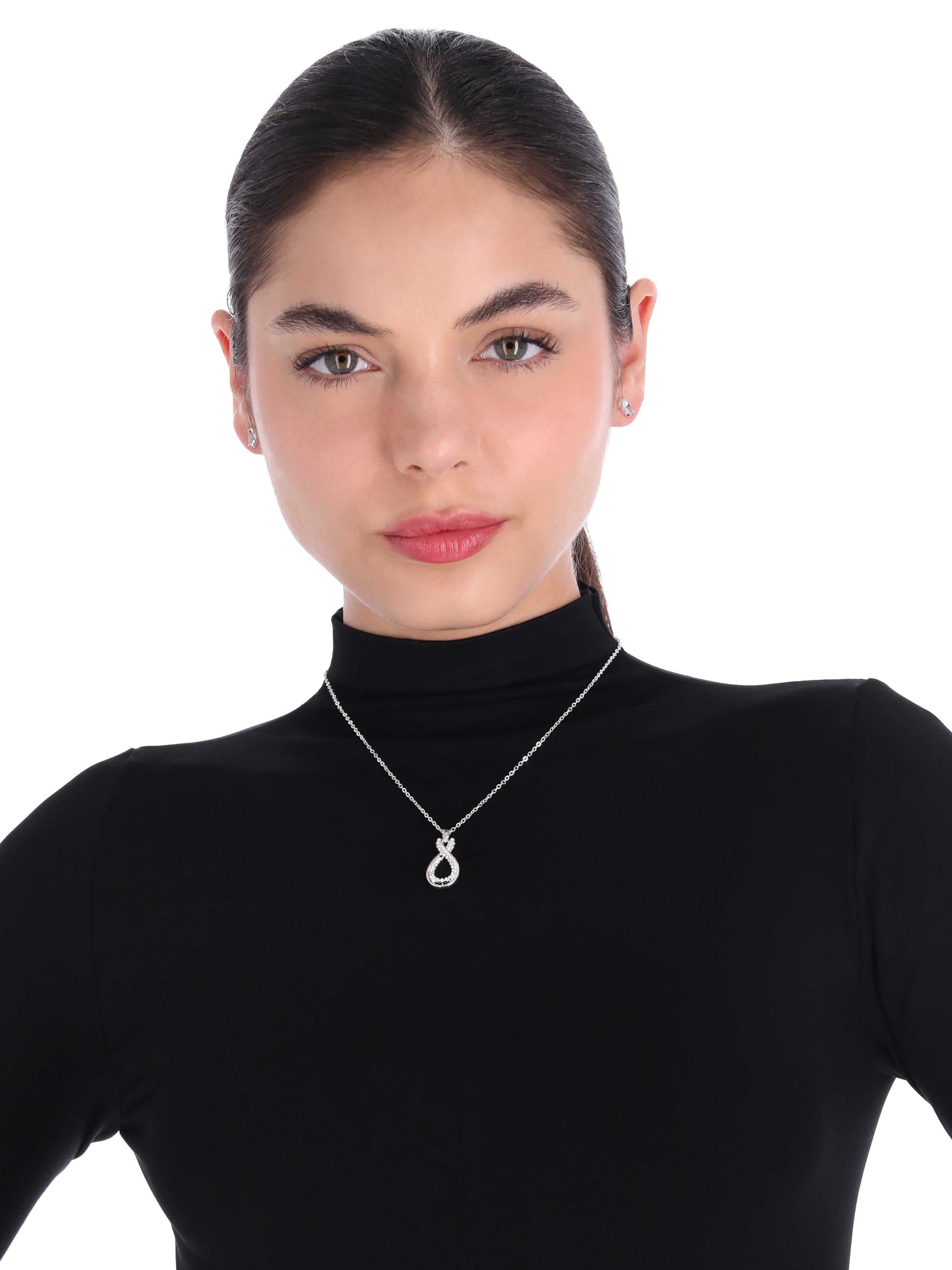 BOX SET COLLAR ANNE KLEIN COLOR PLATEADO FORMA ASIMETRICO 10S01430
