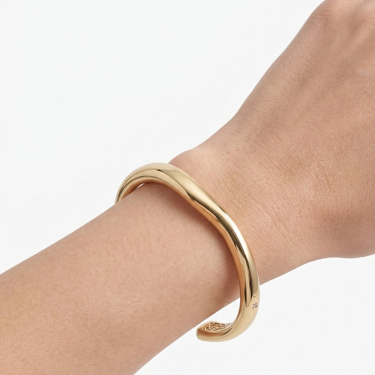 PULSERA RALPH LAUREN COLOR DORADO PARA MUJER 14B00710