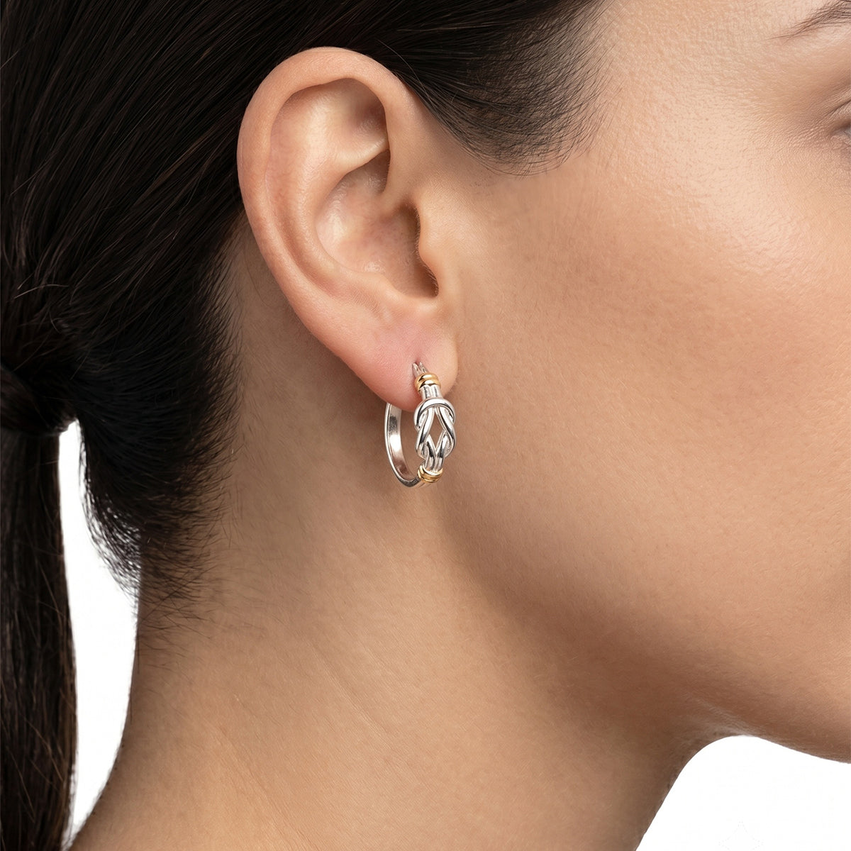 Aretes Ralph Lauren Color Bitono Forma de nudo 14G01422