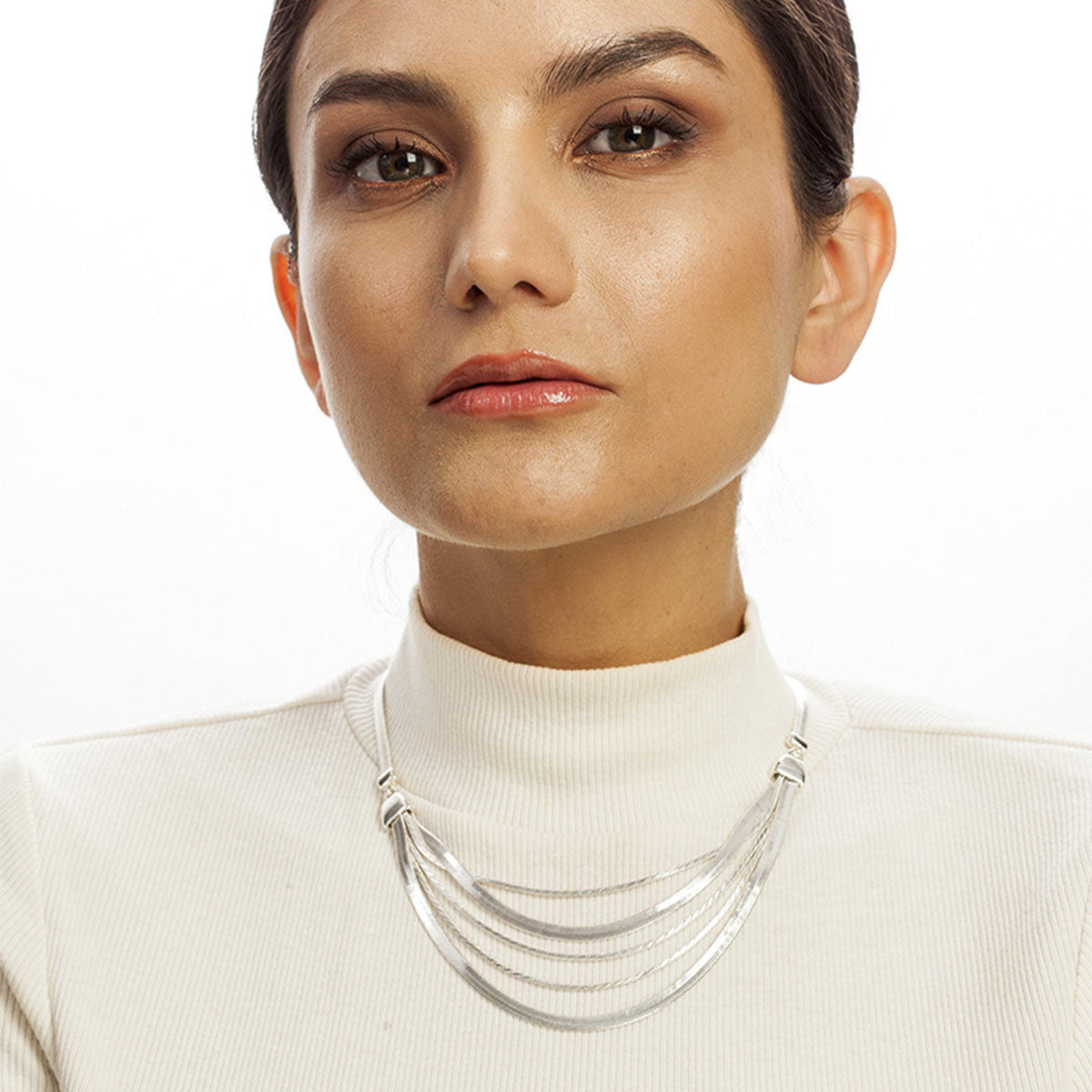 COLLAR NAPIER COLOR PLATA FORMA NIVELES 17N00169