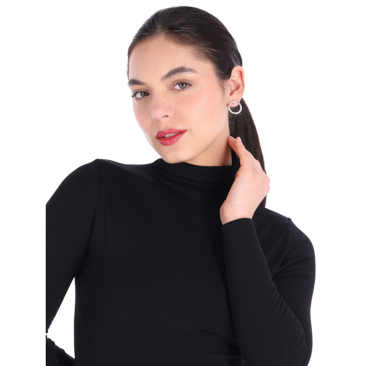 ARETES NINE WEST NOV MKT TENNIS ADDS PLATEADO