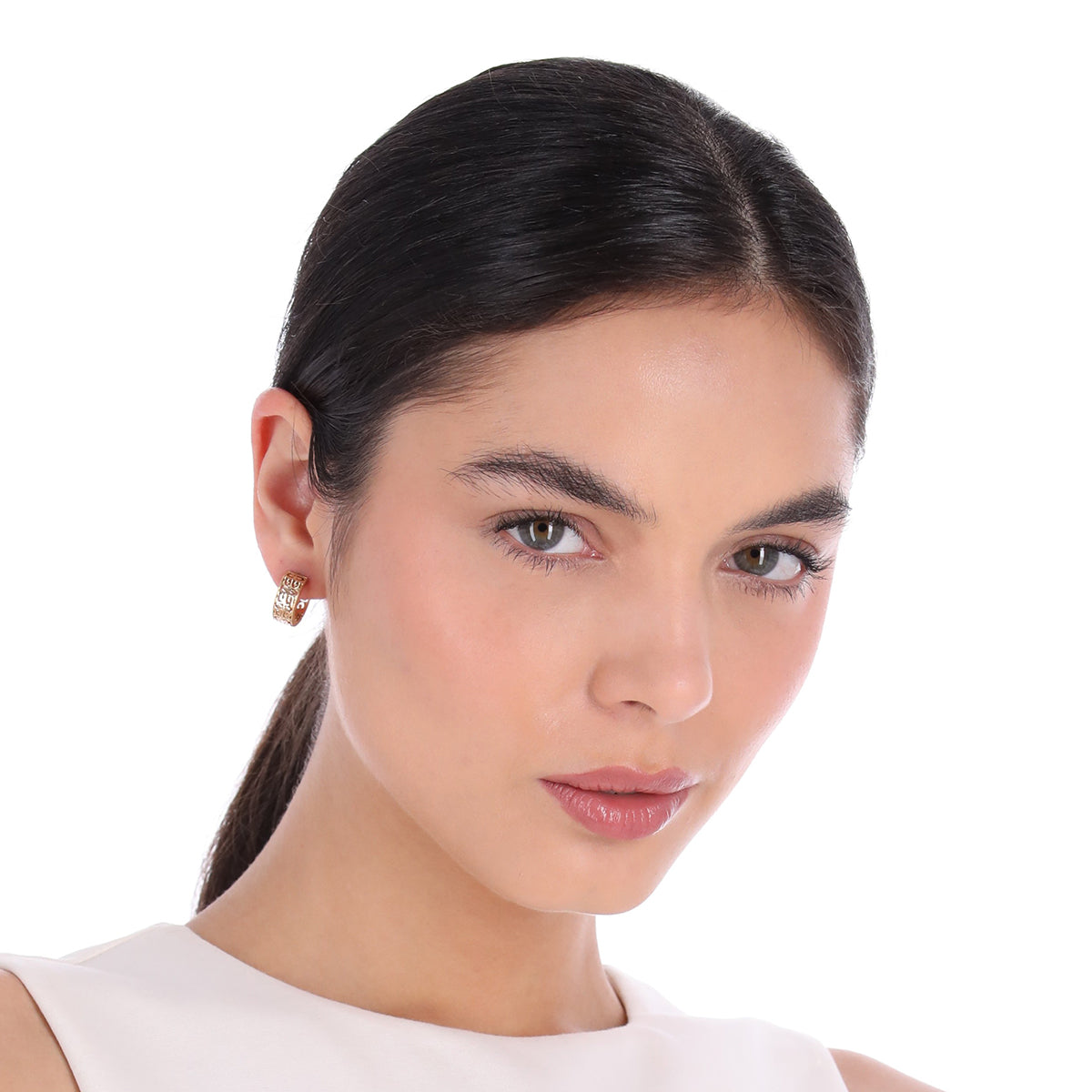 ARETES COACH COLOR DORADO FORMA ARRACADA CHICA 37541366GLD710
