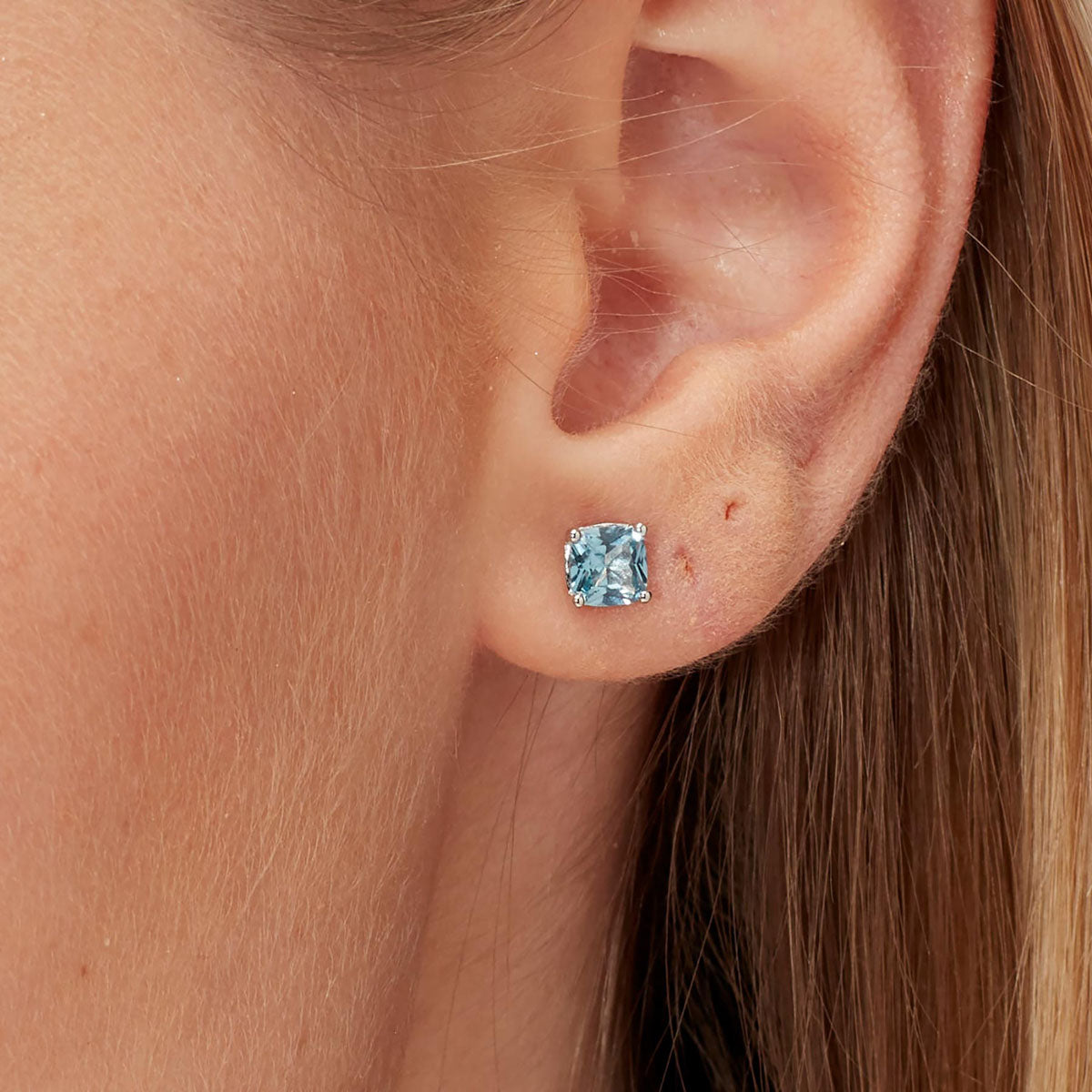 ARETE SOLITARIO BROSWAY COLOR PLATEADO FORMA BOTÃ“N FCL06