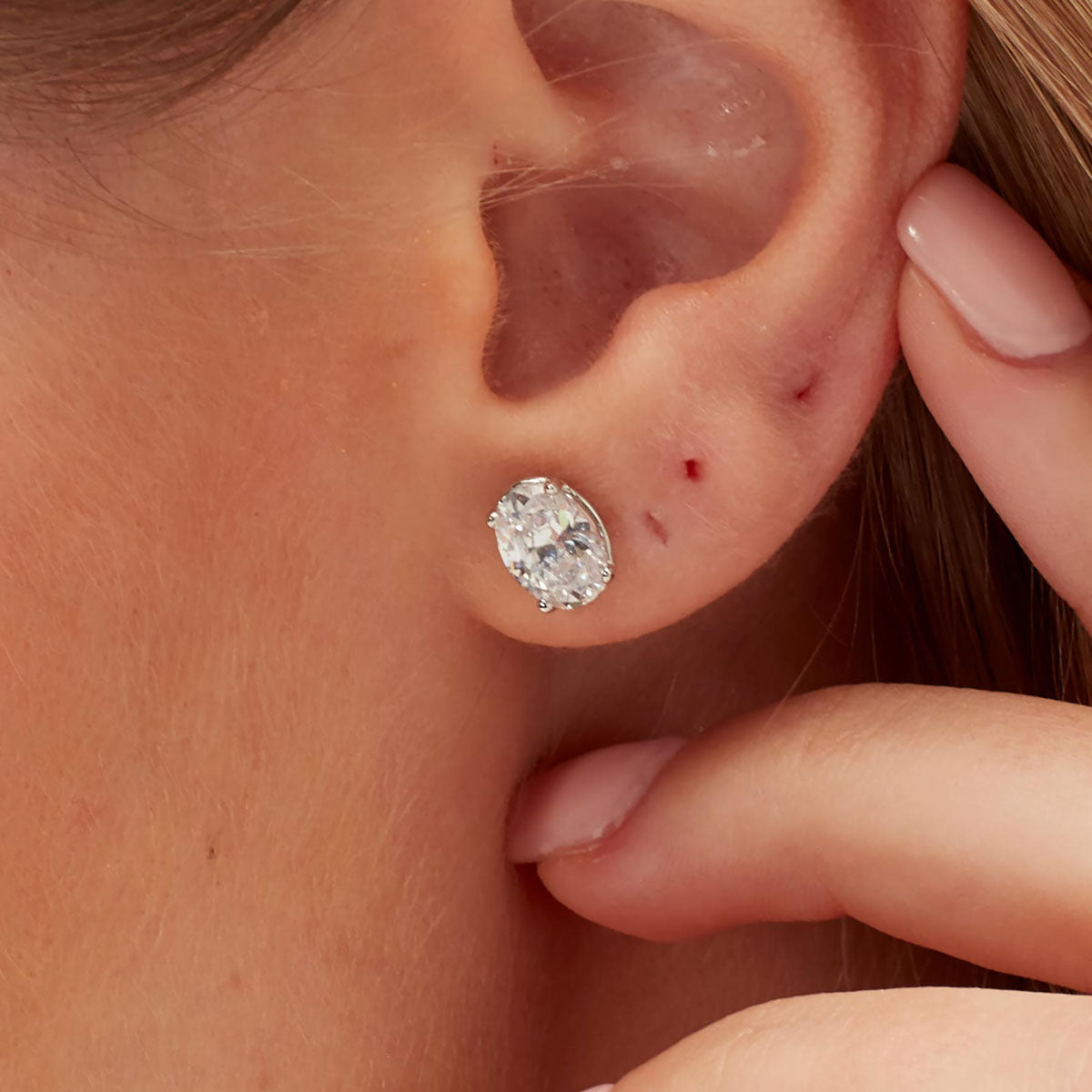 ARETE SOLITARIO BROSWAY COLOR PLATEADO FORMA BOTÓN FIW08